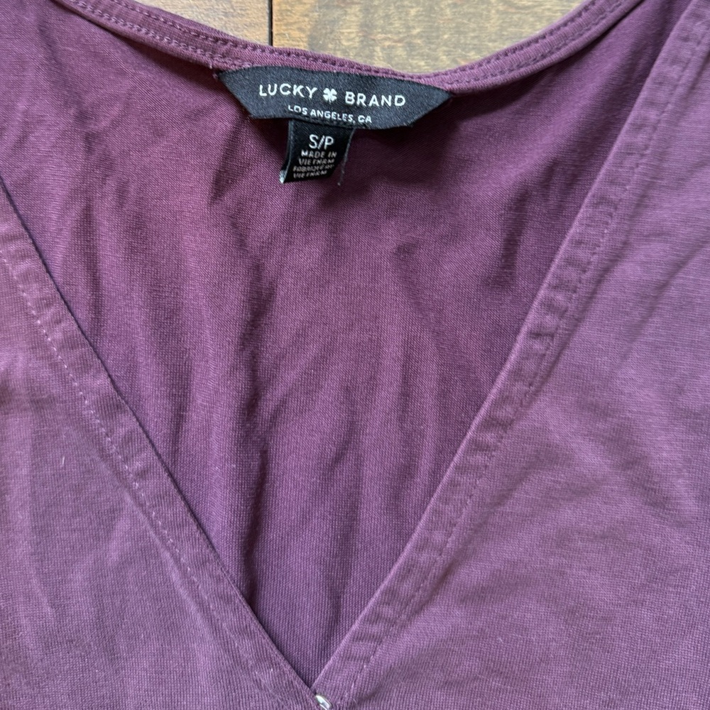 Lucky Brand Plum V-Neck Blouse - Picture 2 of 2